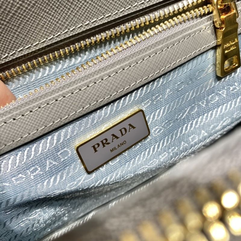 Pra*a top handle bags